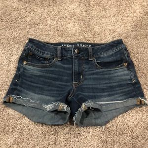 American Eagle super stretch shortie